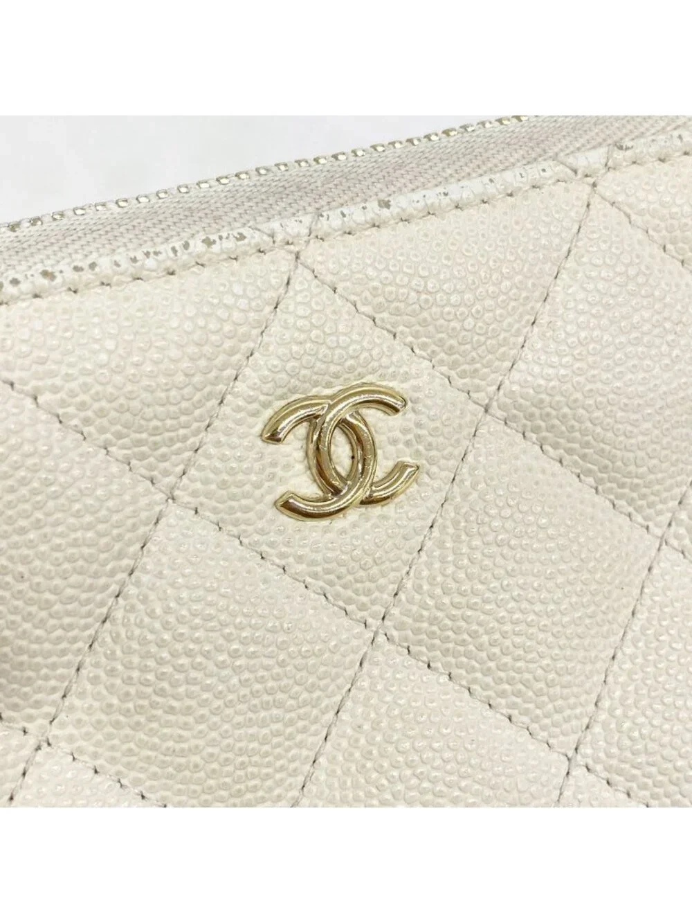Chanel Coin Purse Quilted Caviar Leather White Champagne Gold